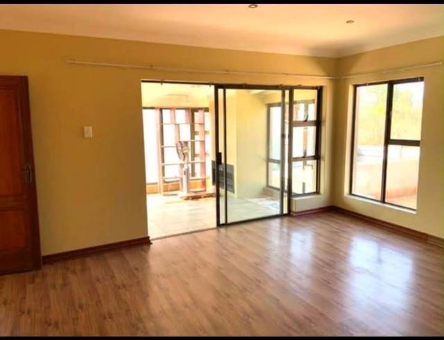 4 BEDROOM HOUSE FOR SALE IN ELDO MEADOWS
